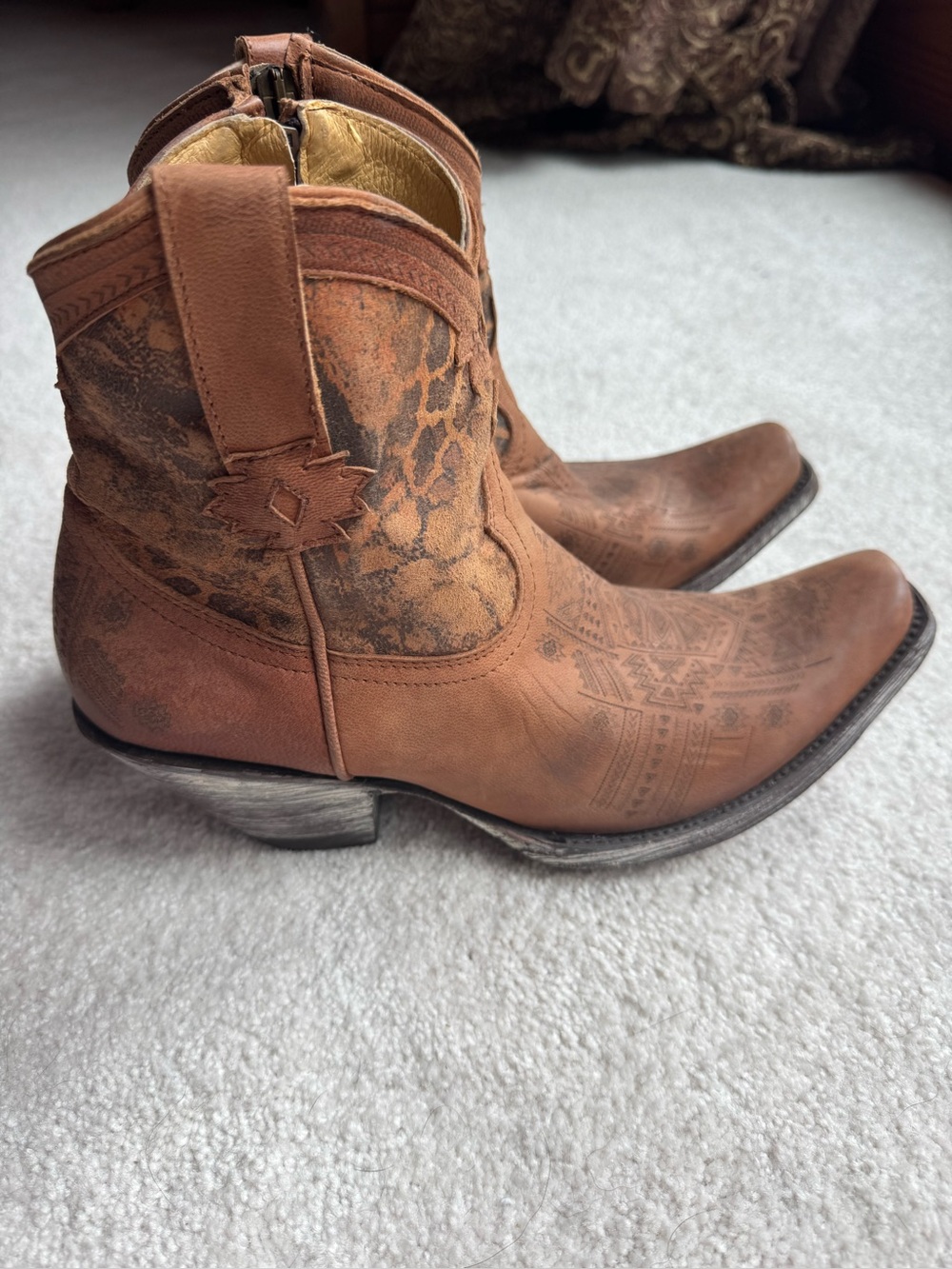 Old Gringo Tan Leather Cowboy Boots Interior Detail